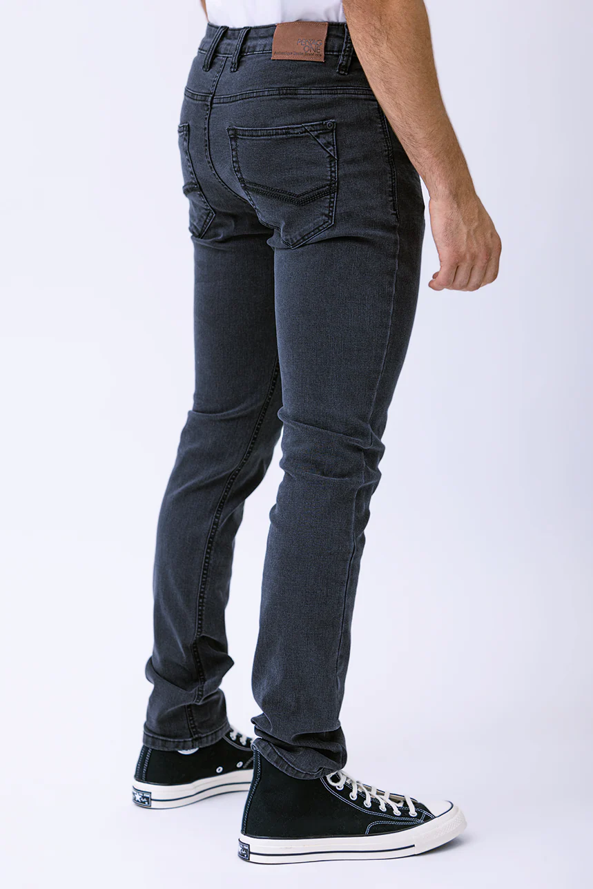 Le jeans étroit taille régulière | Modèle Gagnon - Image 9