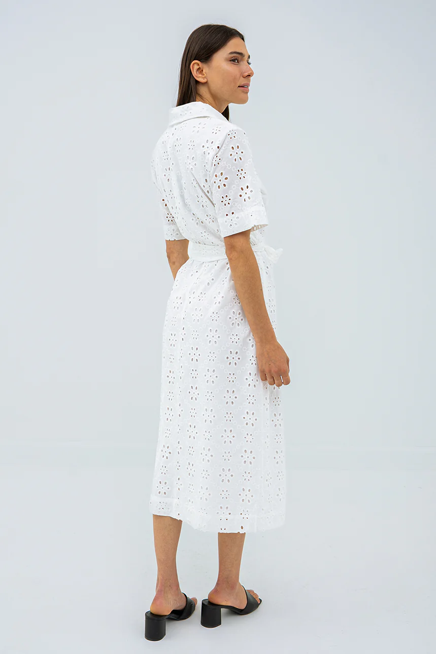 La robe chemisier broderie anglaise par Silver - Image 3