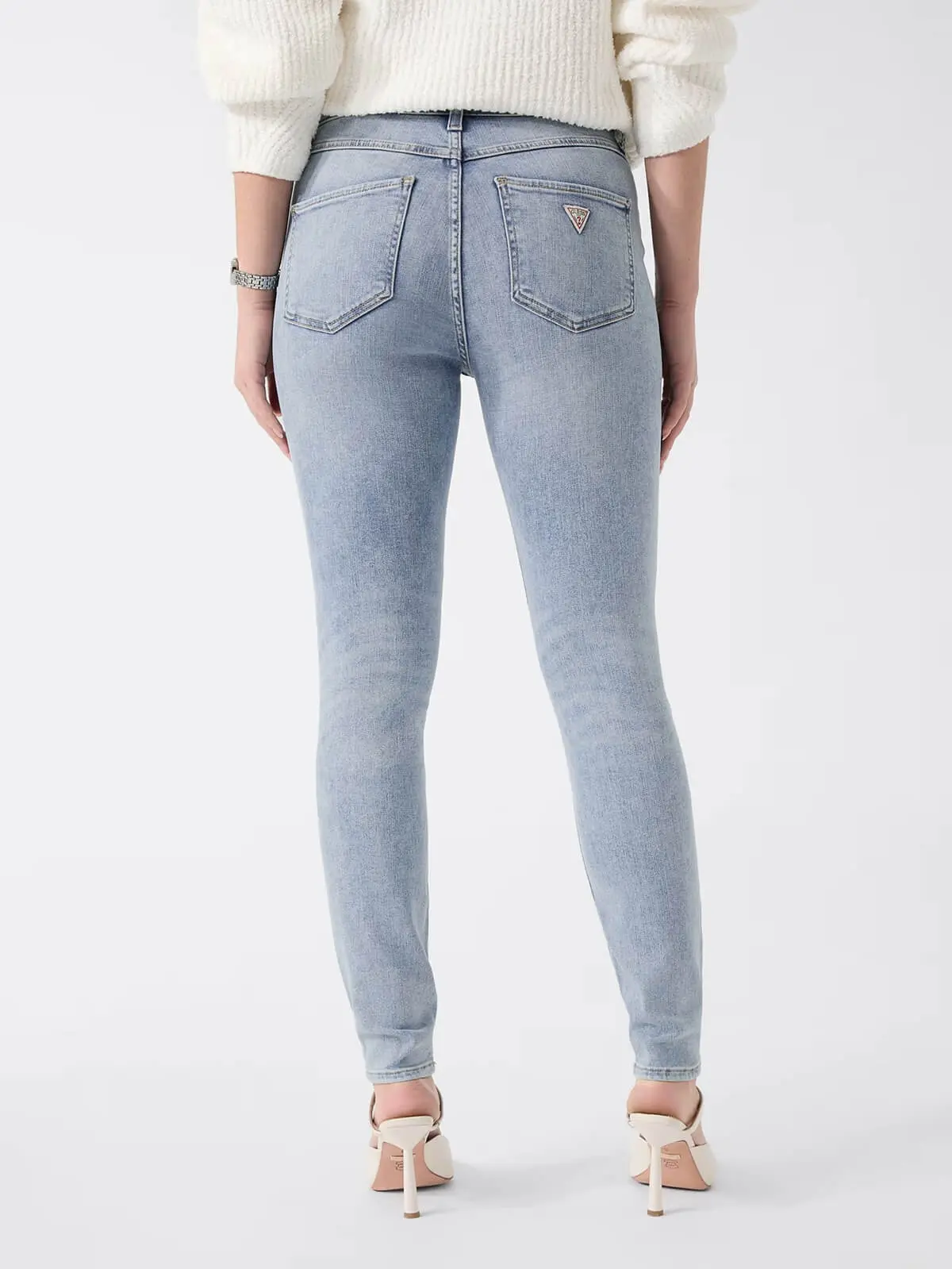 Le jeans Guess bleu pastelle | Modèle 1981 Skinny - Image 2